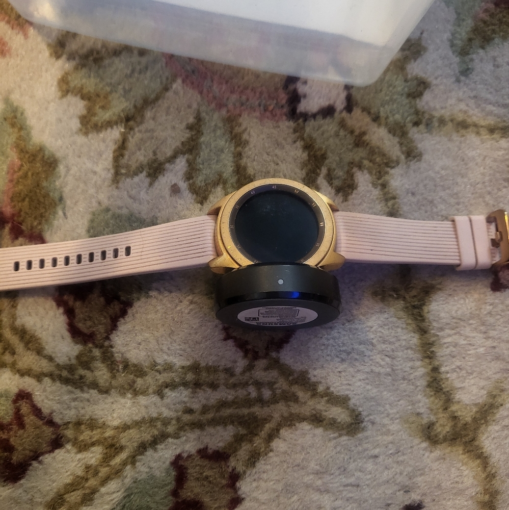 Samsung smart watch and charger